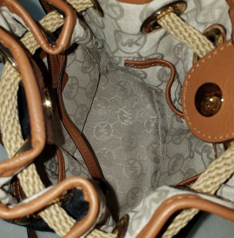 Michael Kors like new never used denim tote bag small image indicator(3)