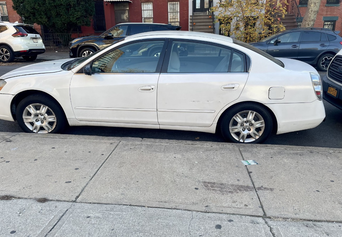2005 Nissan Altima - photo 2