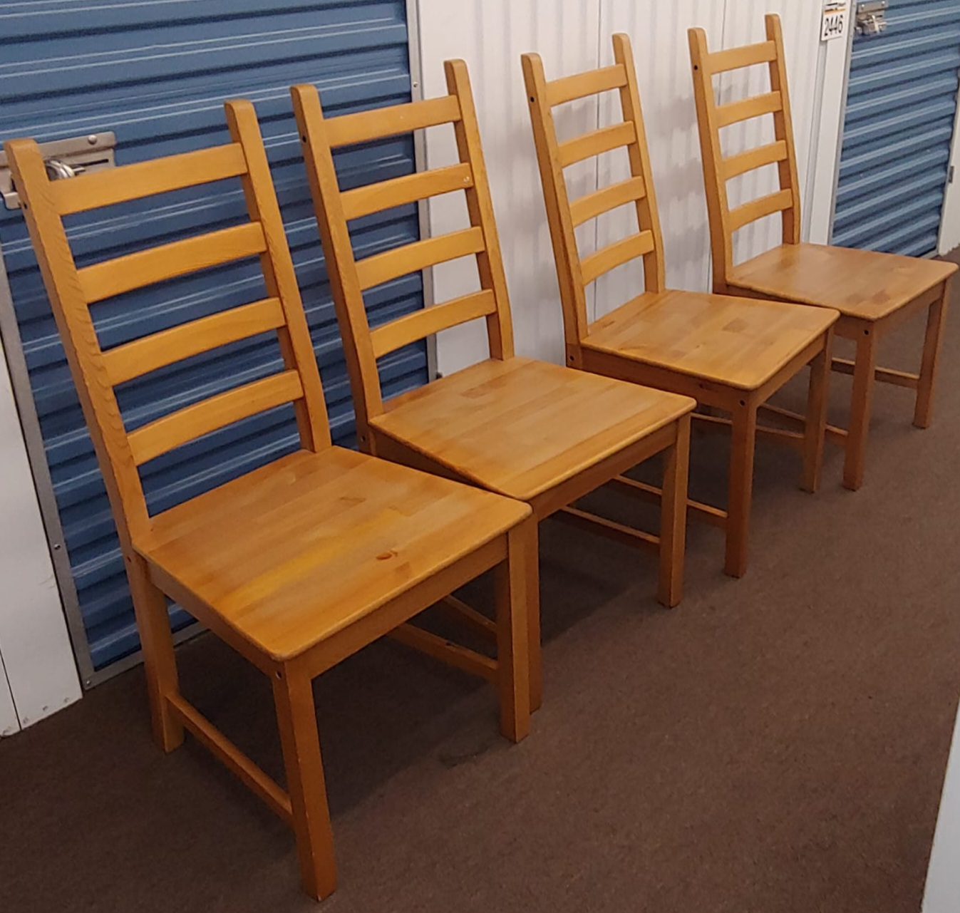 4 wooden chairs thumbnail