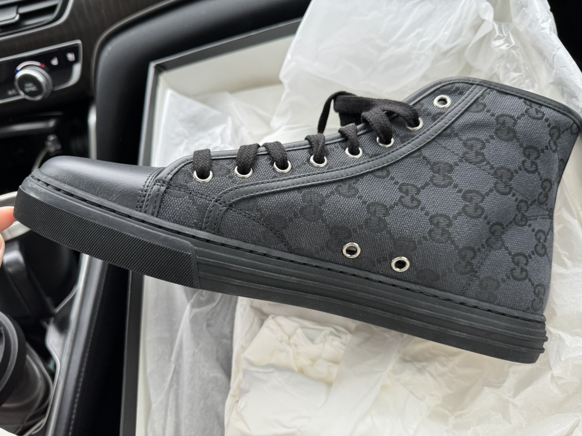 New in box Gucci Monogram Mens High Top Sneakers 9 Black thumbnail