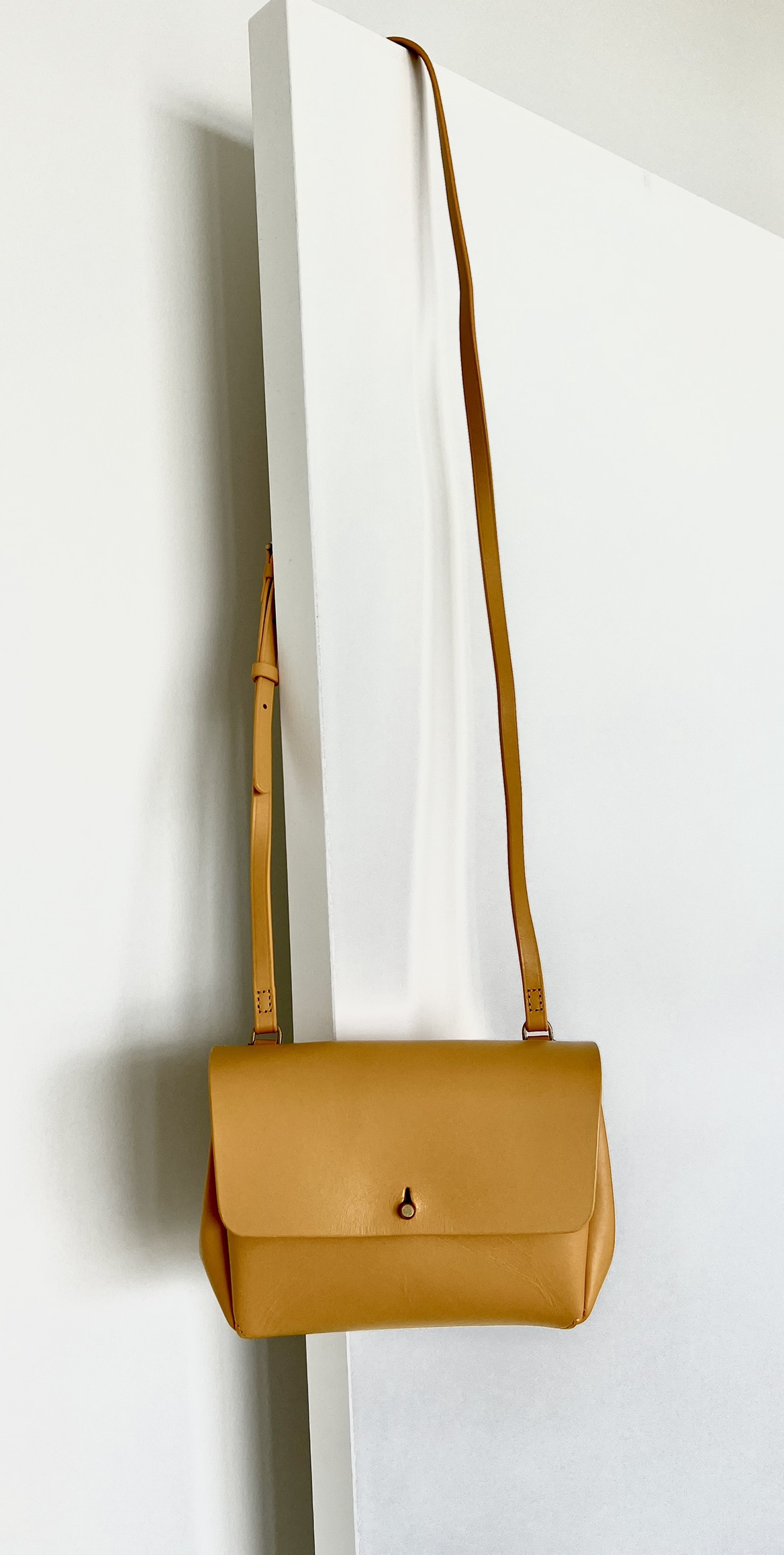 Alxiliary leather purse - photo 3