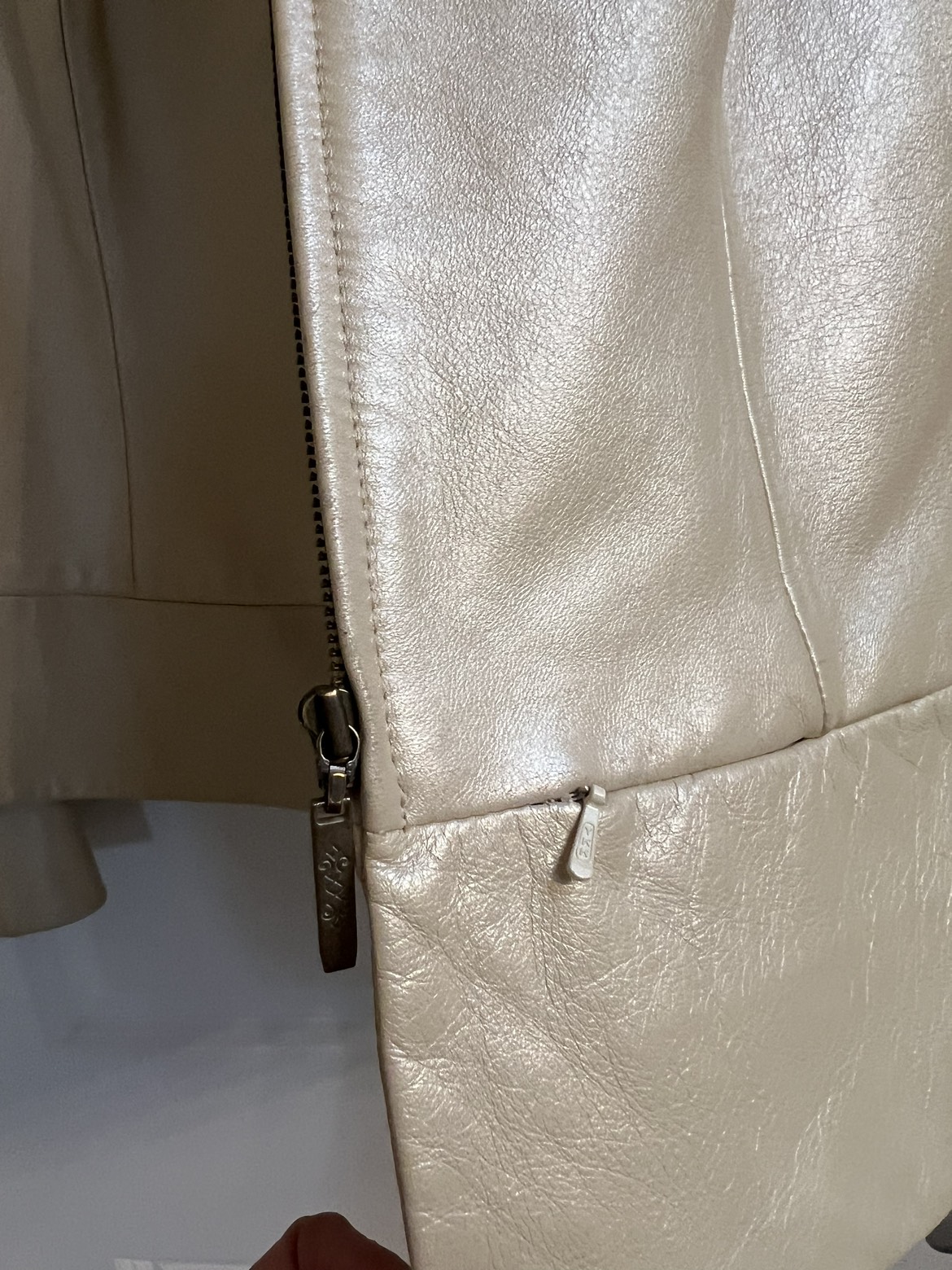 Women’s Leather Jacket - photo 3