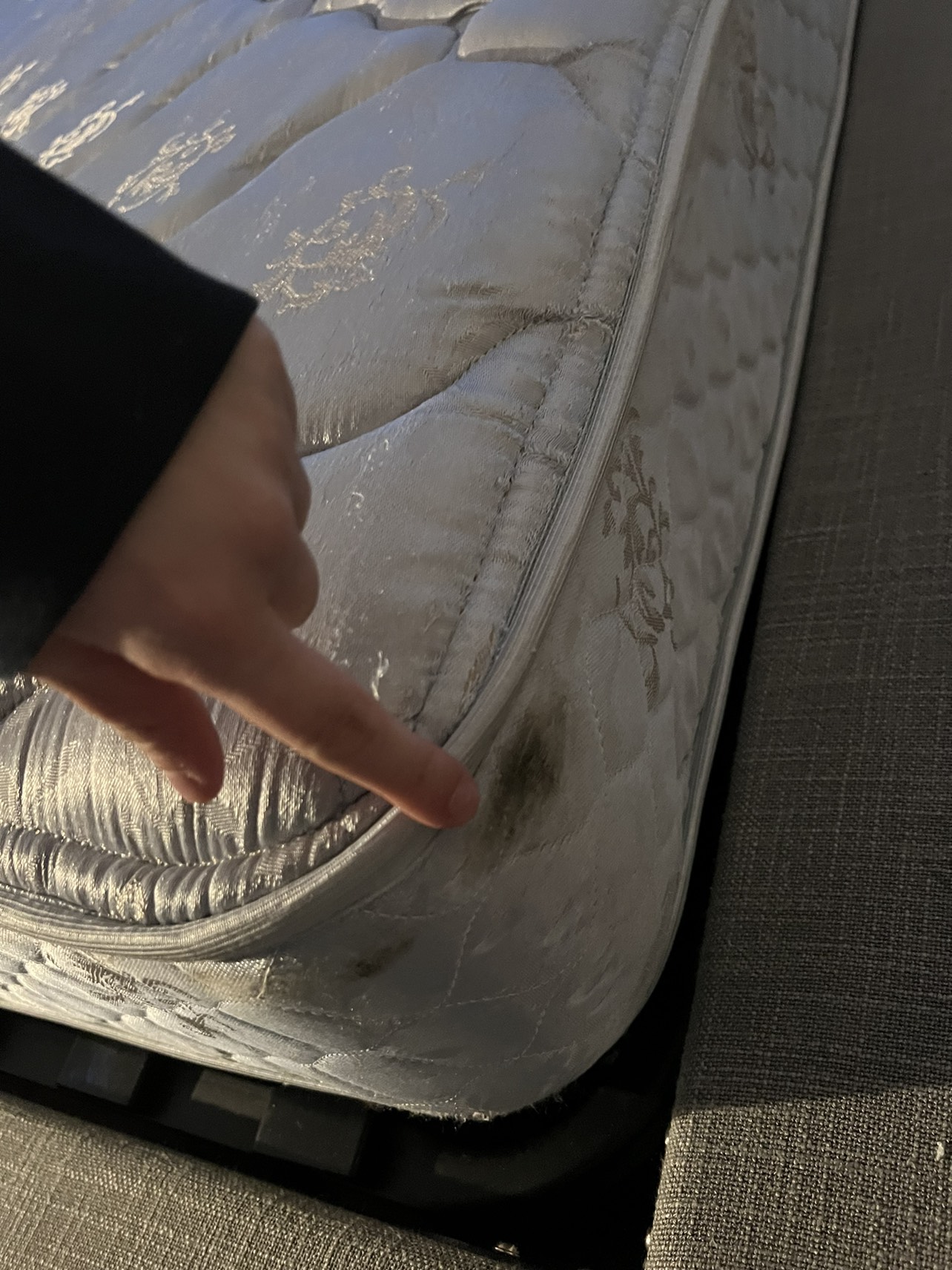 firm queen size mattress #freecycle - photo 4