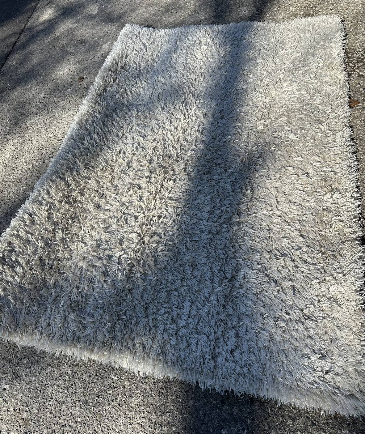 White Area Rug - photo 3
