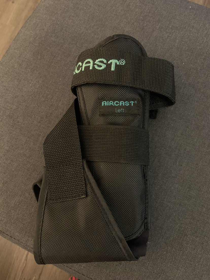 Left foot brace - Aircast
