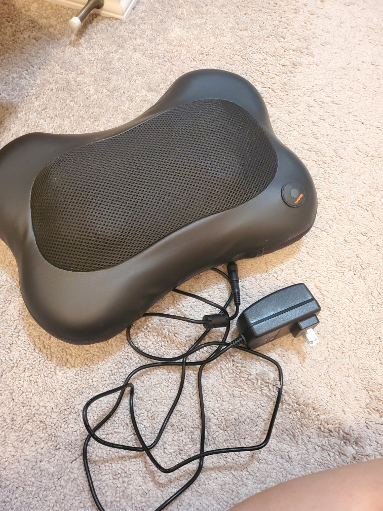 SHIATSU PILLOW MASSAGER WITH HEAT for Back & Neck - photo 2