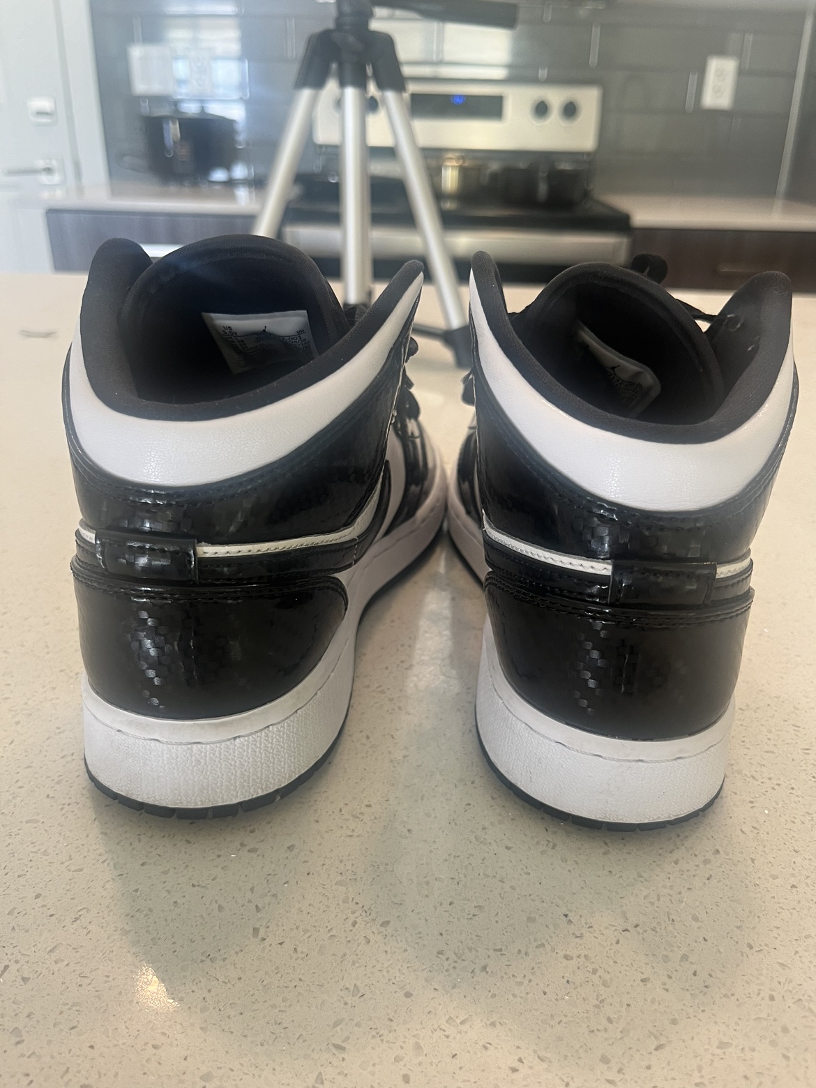 Jordan 1 Black and White - photo 4