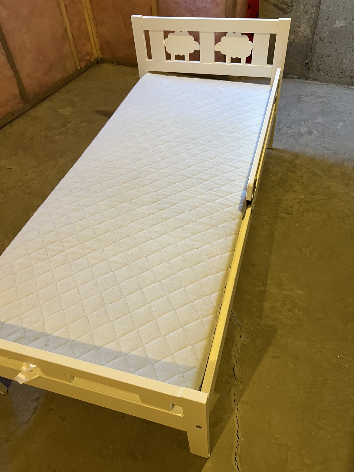 Kids bed, toddler IKEA good condition - photo 4
