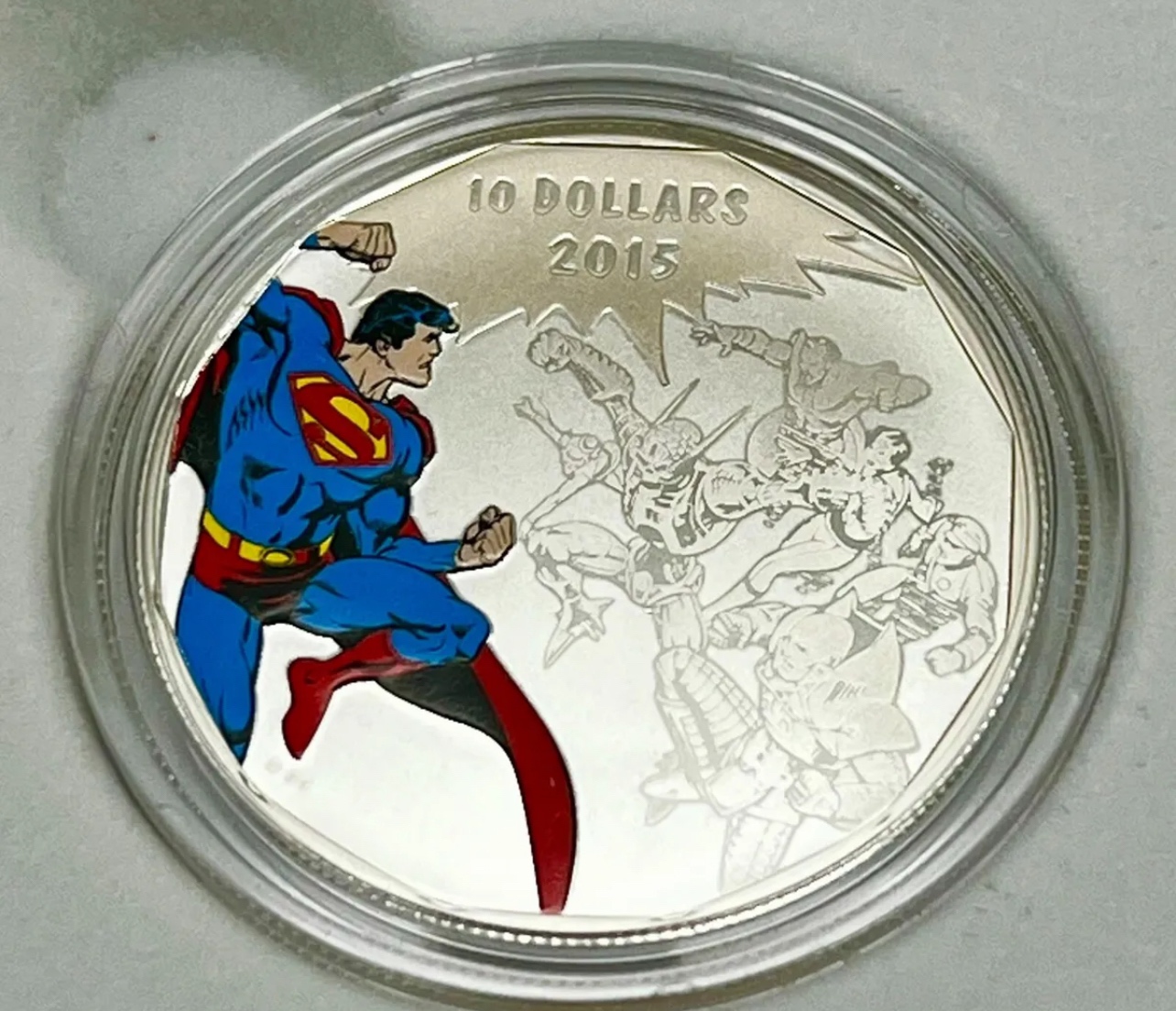 2015 Silver DC Comics Originals Coin SUPERMAN GAUNTLET COMBAT thumbnail