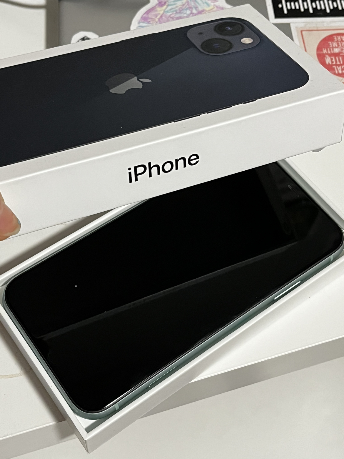 iPhone 11 Teal 64GB - Good Condition - photo 4