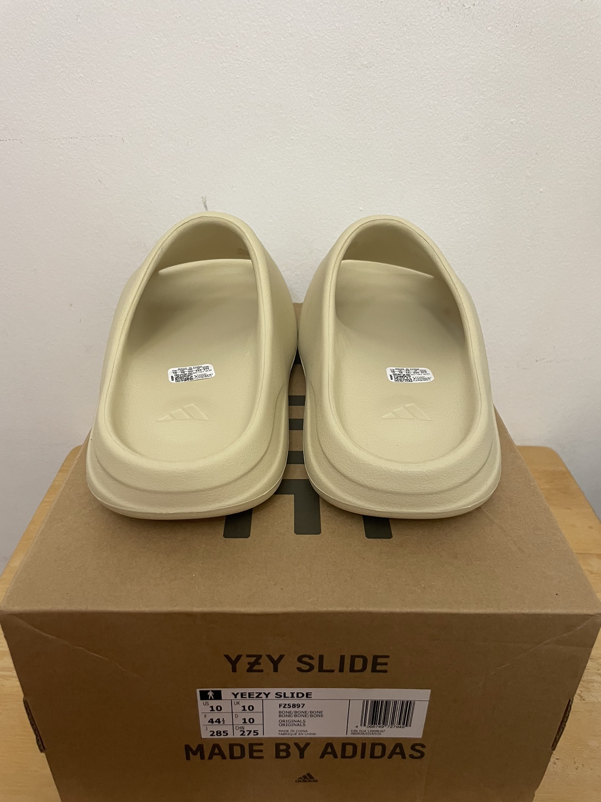 Yeezy Slides “Bone” Brand New Size 10 - photo 3