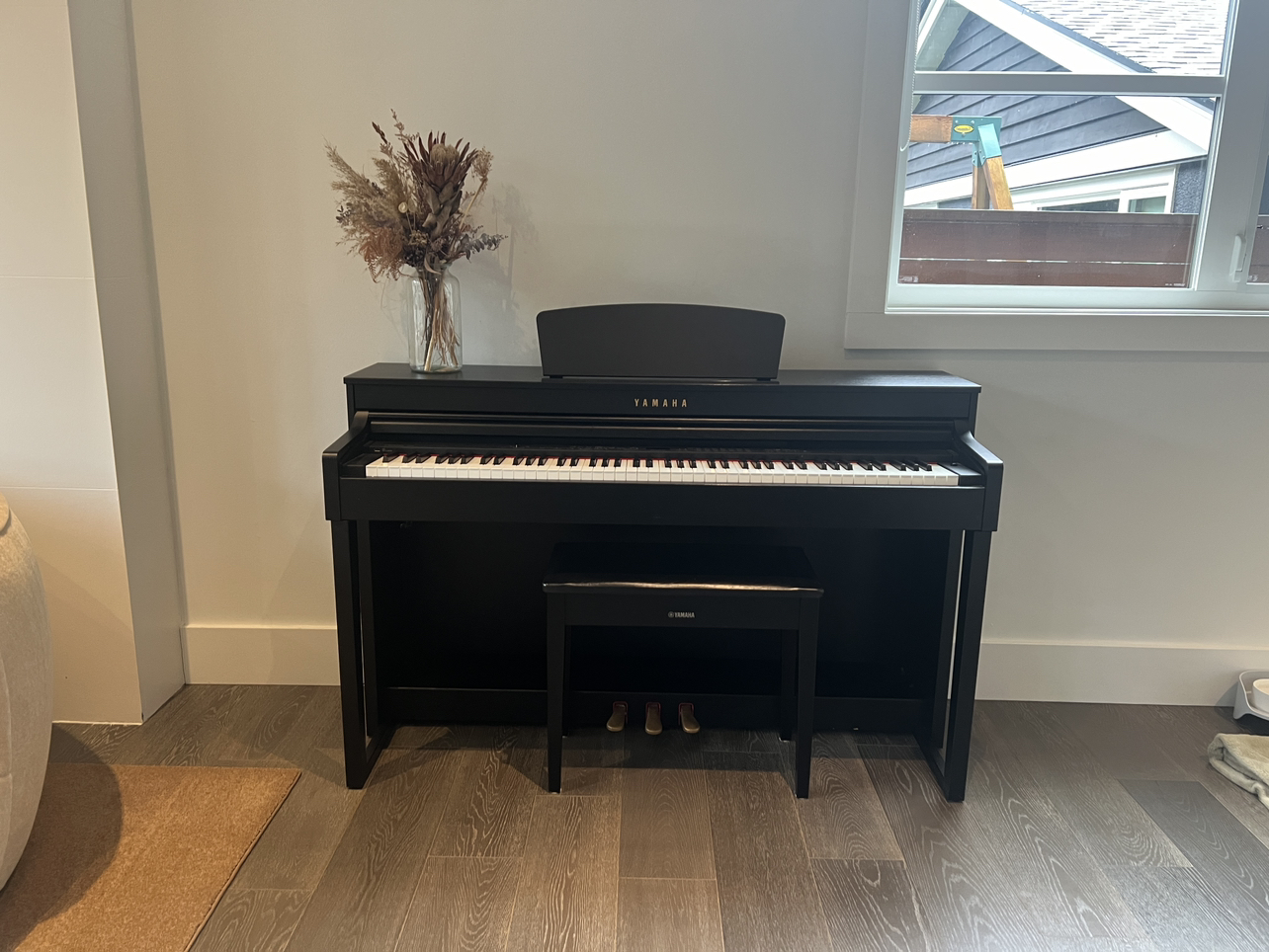 Yamaha Clavinova CLP-430 thumbnail