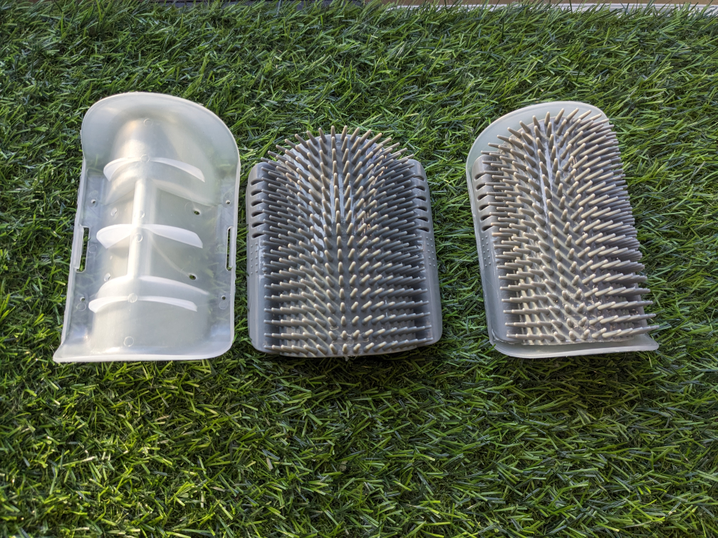 Attachable cat scratching brush #freecycle image indicator(2)