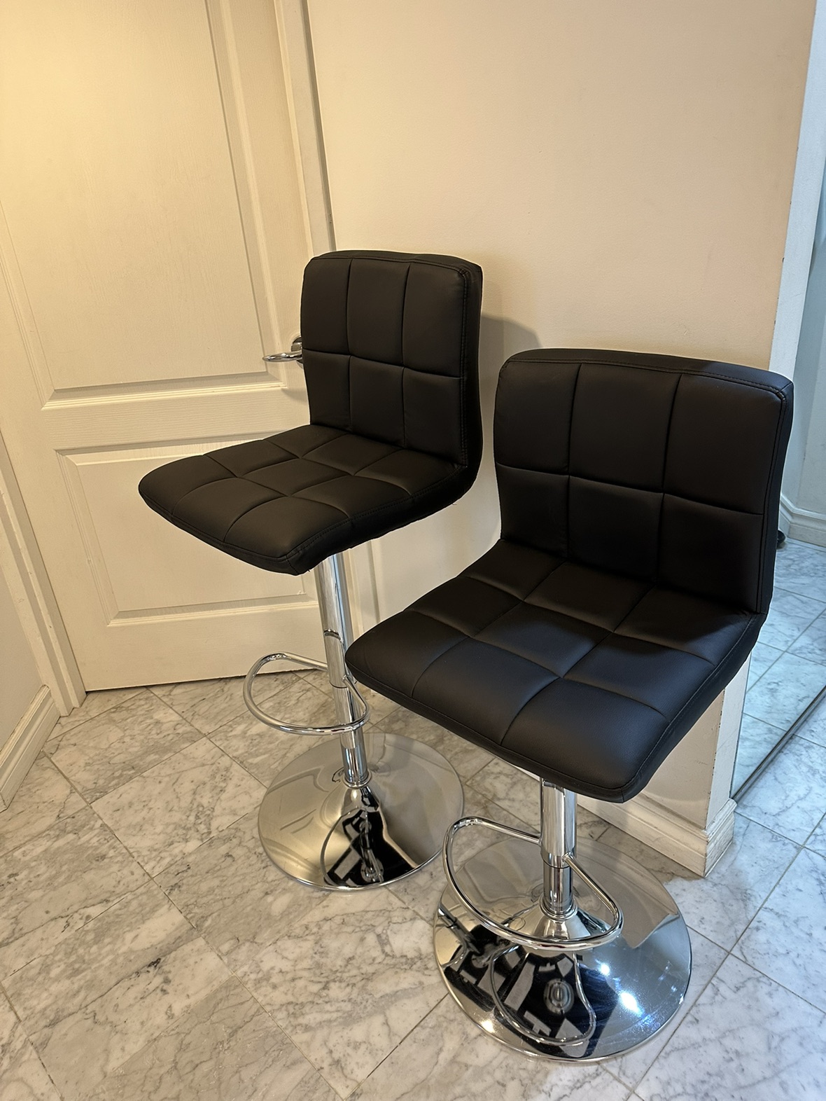 2 Chrome & PU Tufted Leather Counter/Bar Stool Adjustable Height thumbnail