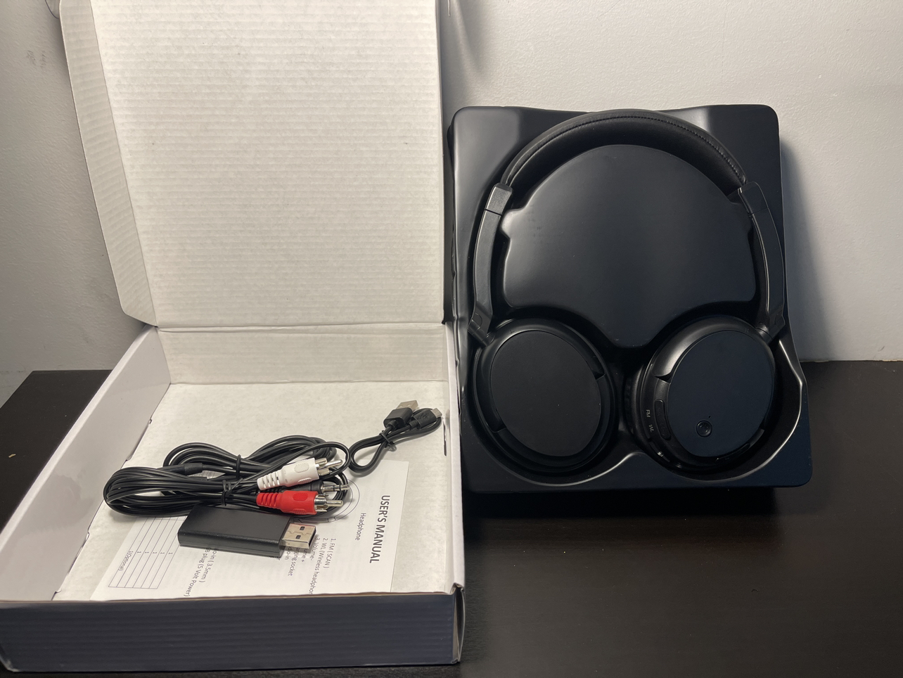 Wireless Headphones for TV Watching (NOT Bluetooth), BNIB image indicator(3)