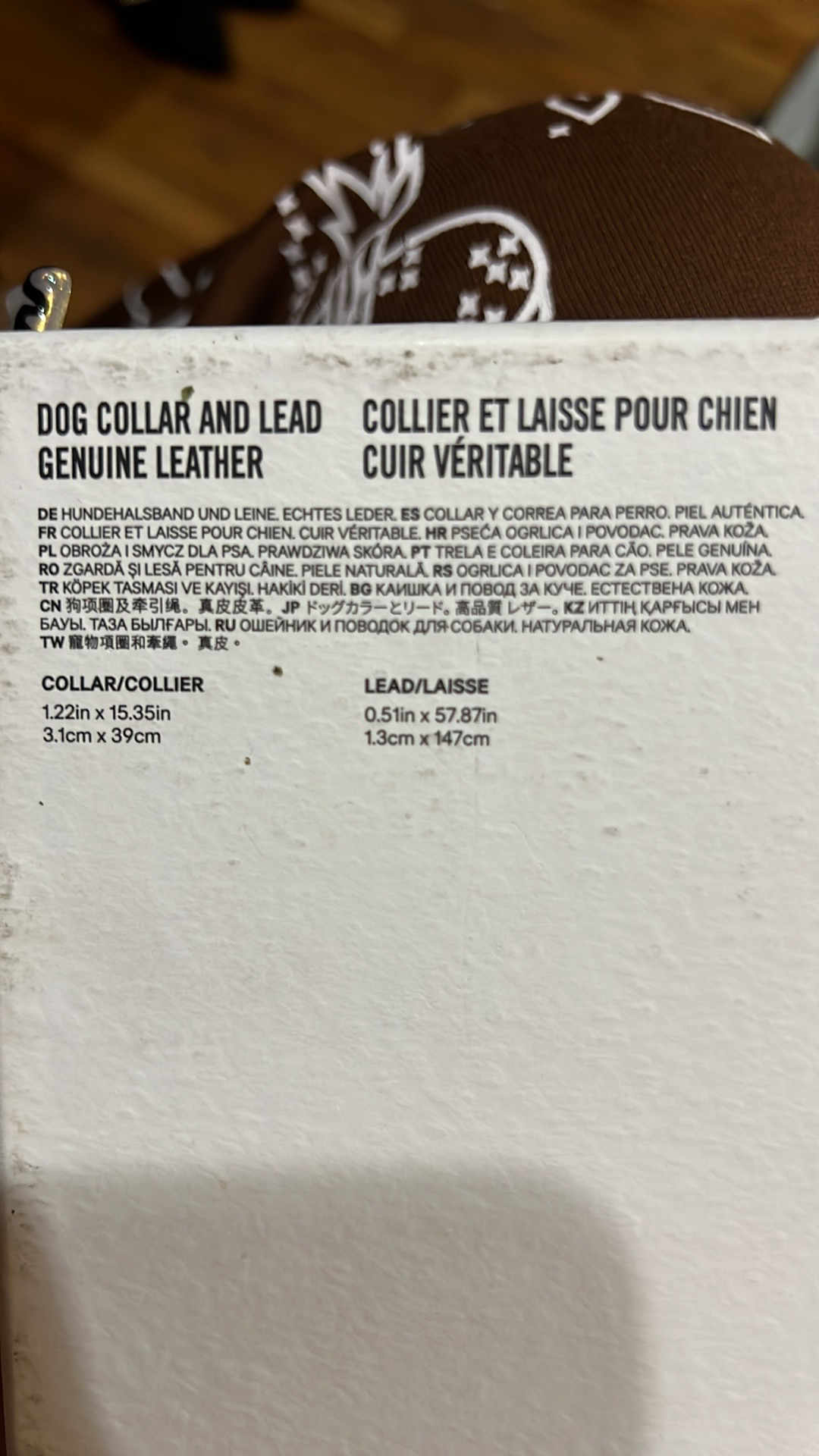 H&Moschino Dog Collar image indicator(6)