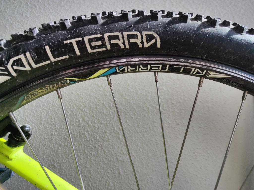GT Mountain Bike the Aggressor (model 275) - photo 4