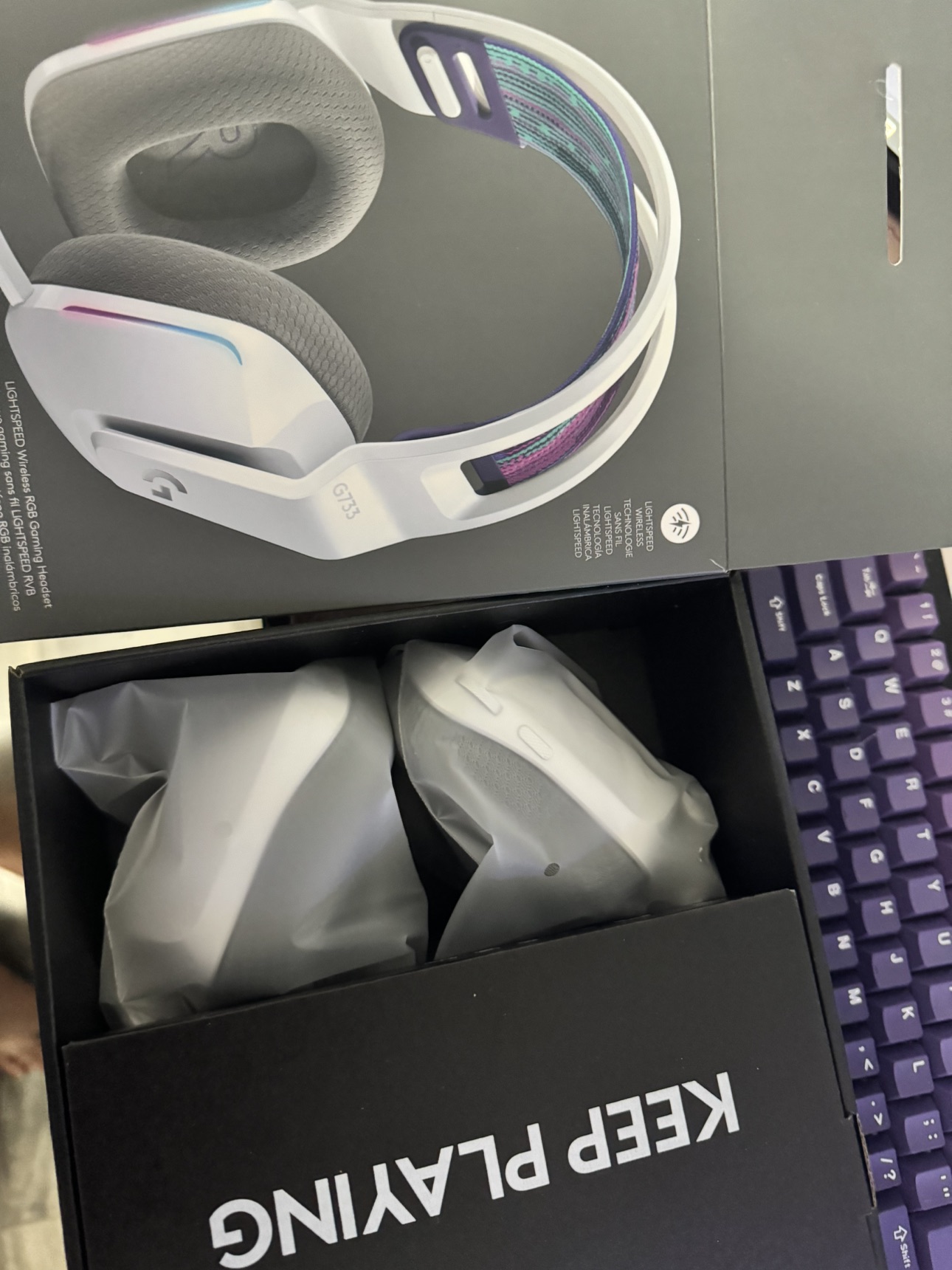 Logitech G733 Light speed wireless gaming headset - photo 2