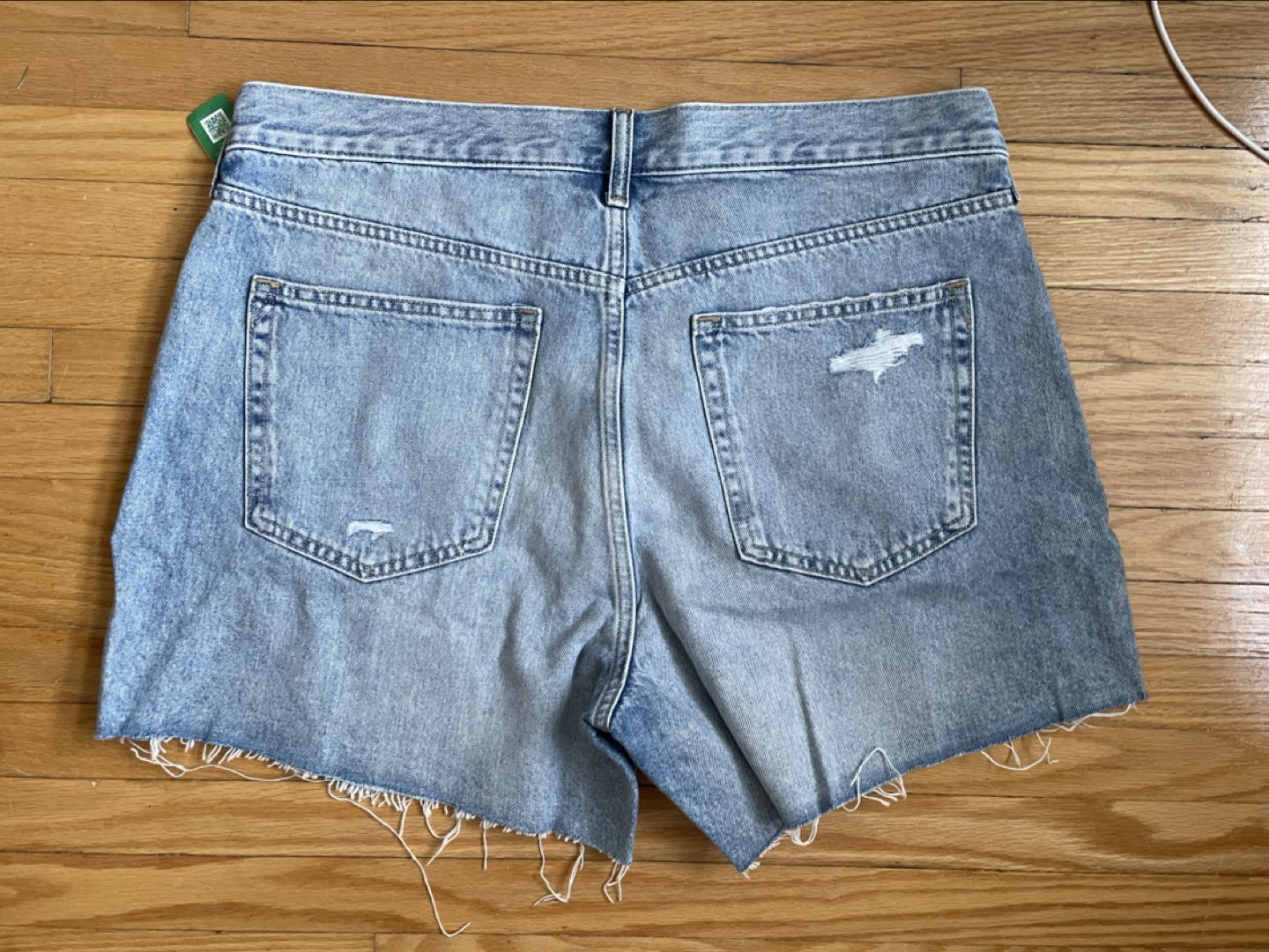 Gap low rise jean shorts brand new - photo 2