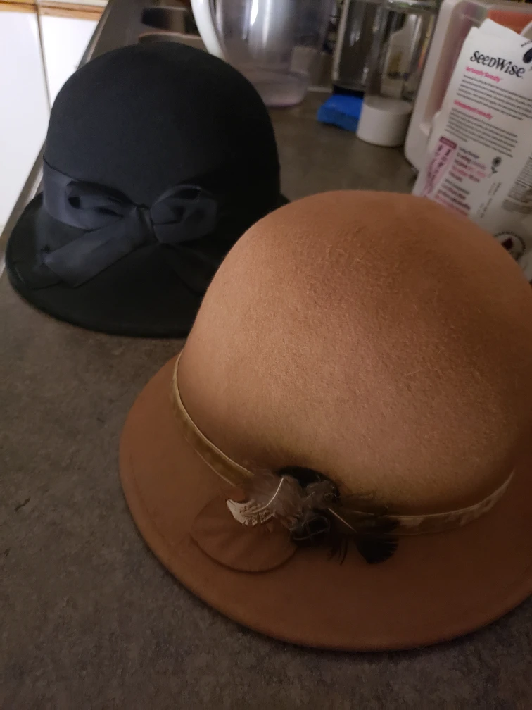 2 women's hats thumbnail