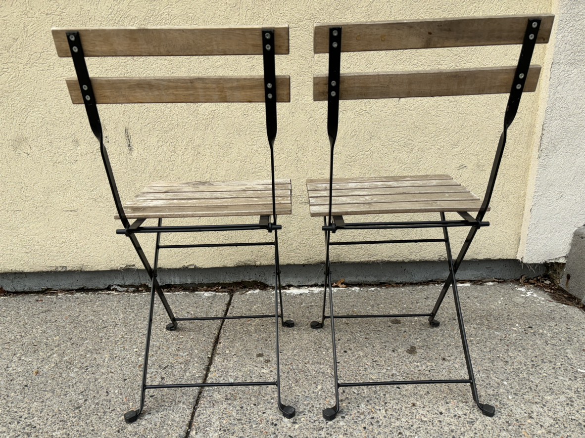 2 IKEA folding chairs - photo 2