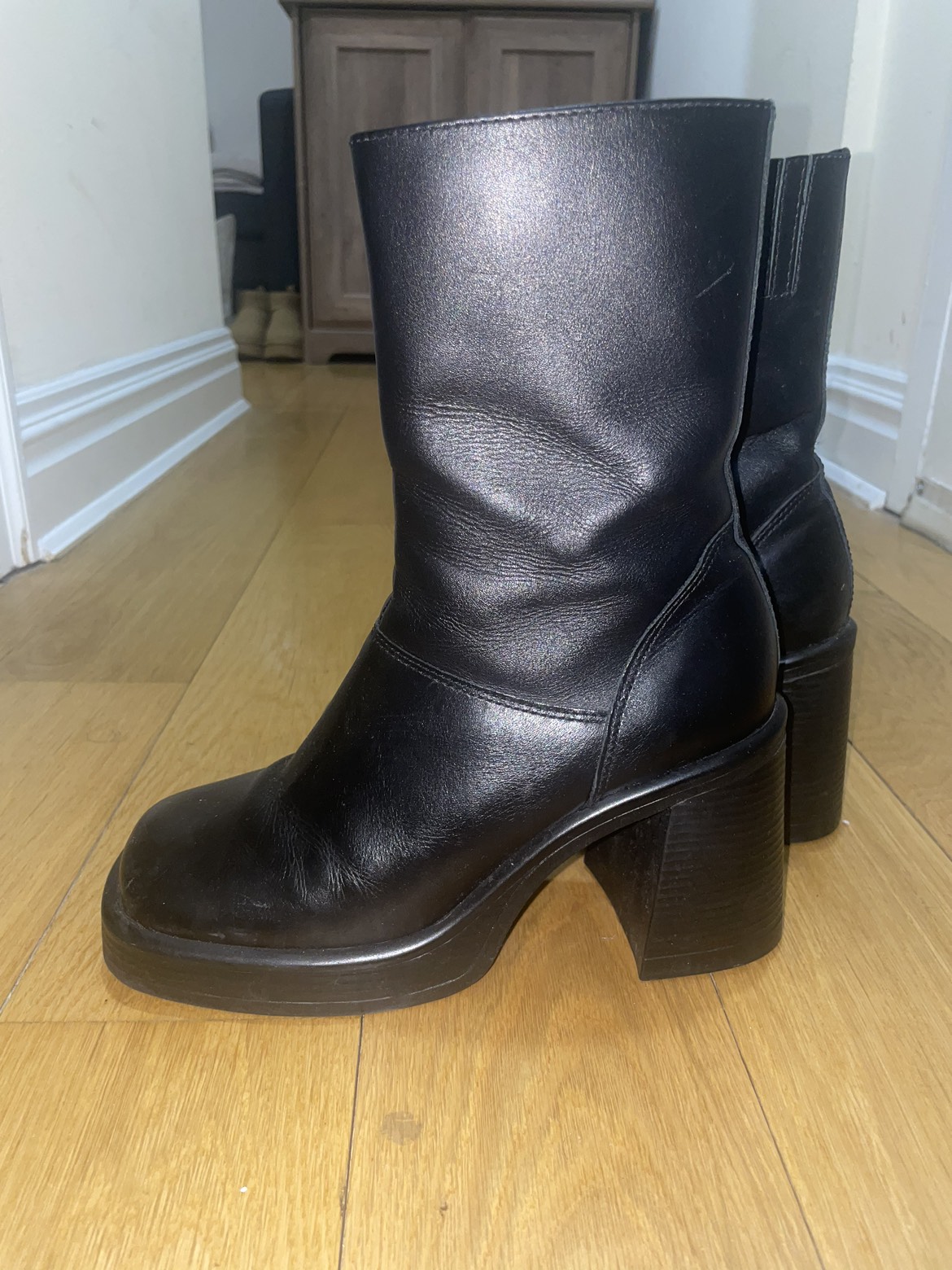 Steve Madden Fantsie Boots - Size 8.5