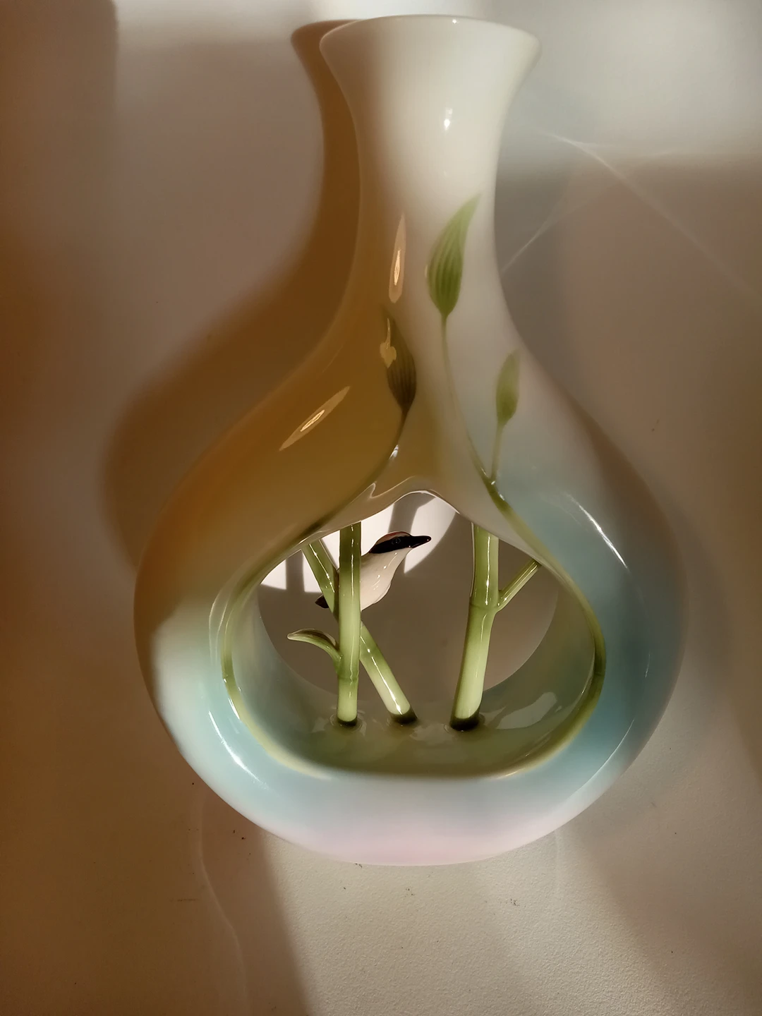 FRANZ Collection Song Bird Porcelain Vase image indicator(7)