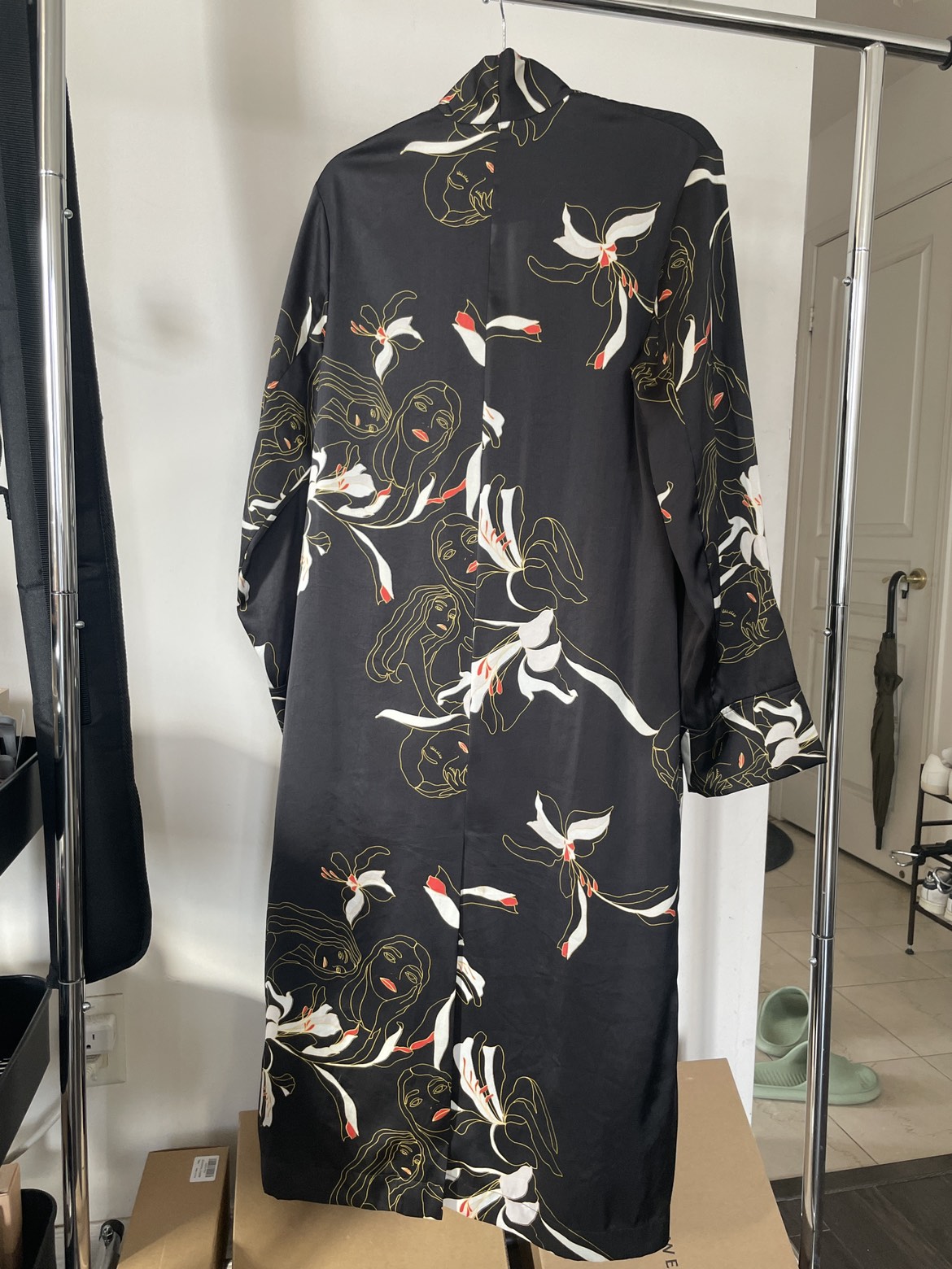 Aritzia Little moon robe - photo 2
