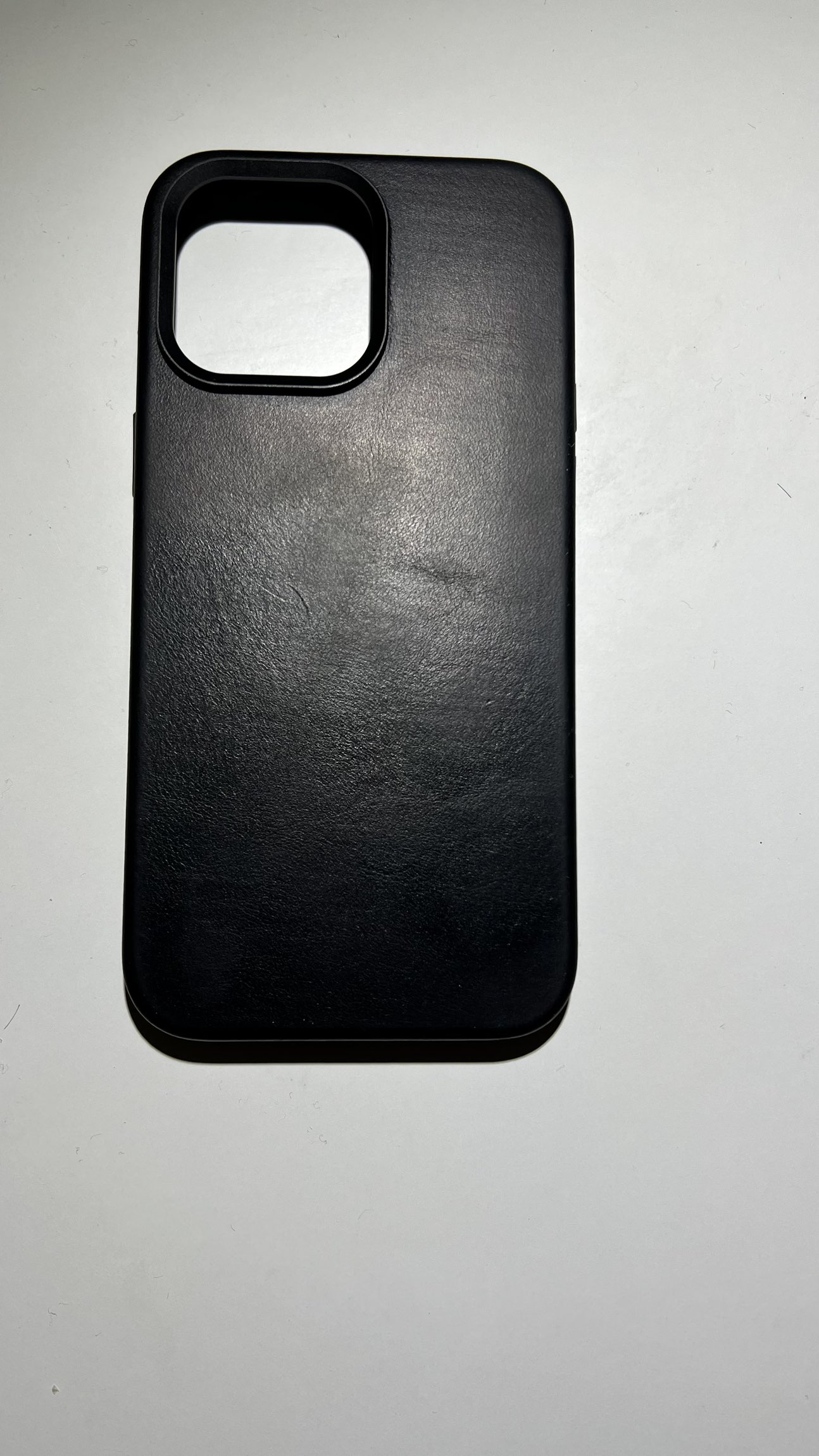 iPhone 14 Pro Max leather case