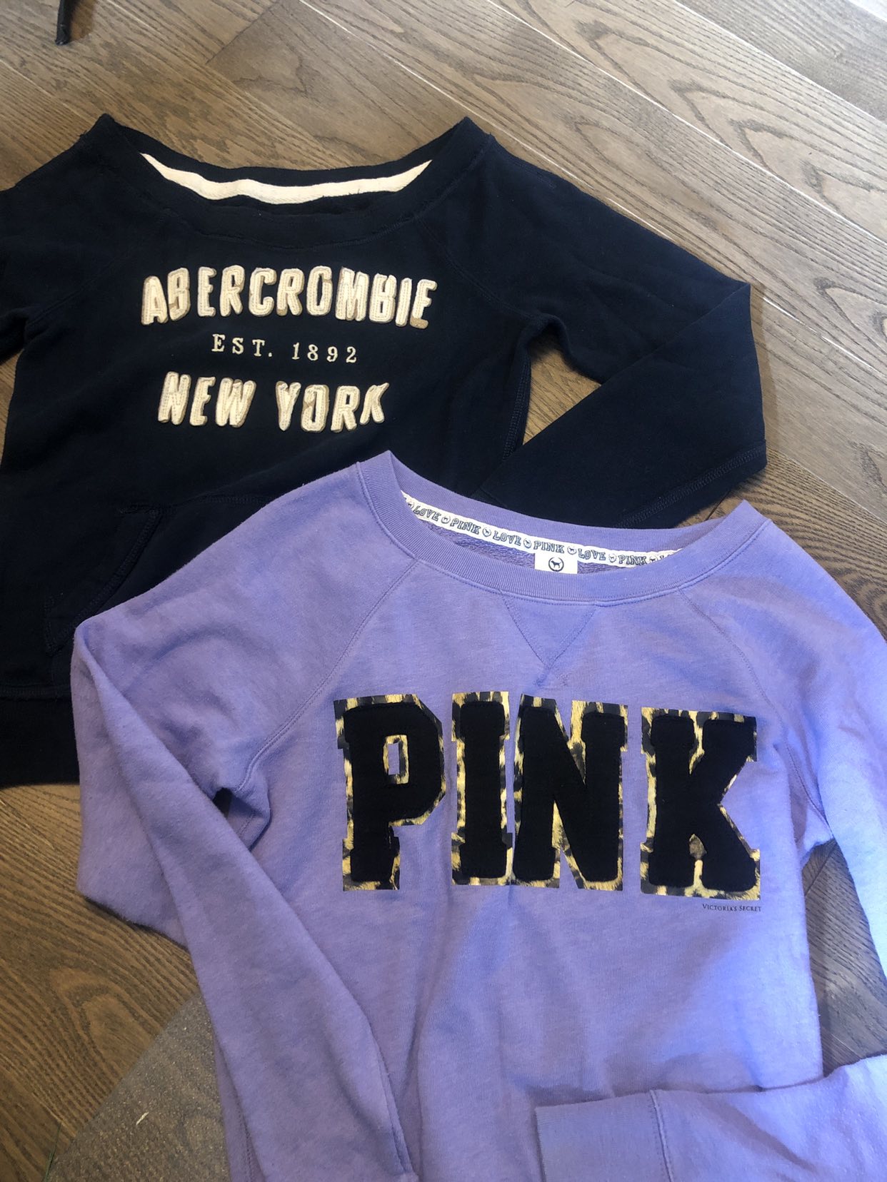 Hoodies and sweatshirts S/XS $15 for all image indicator(4)