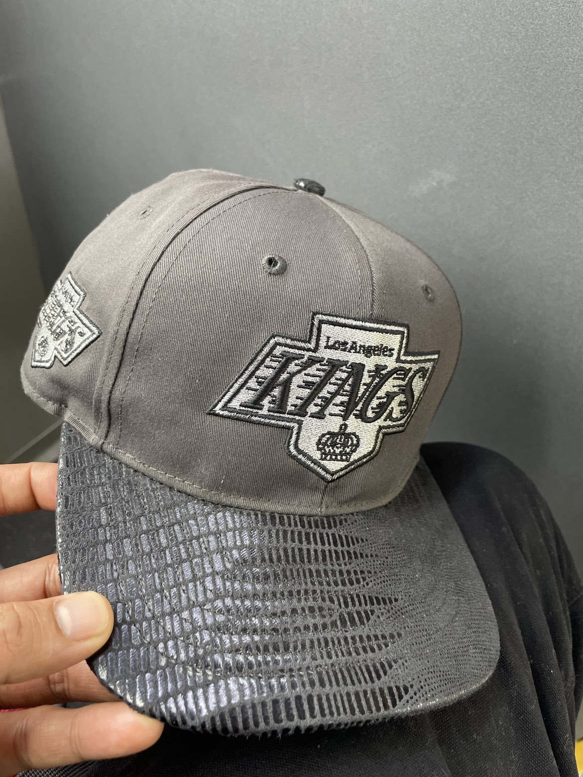 Vintage Hockey Hat (Los Angeles Kings) thumbnail