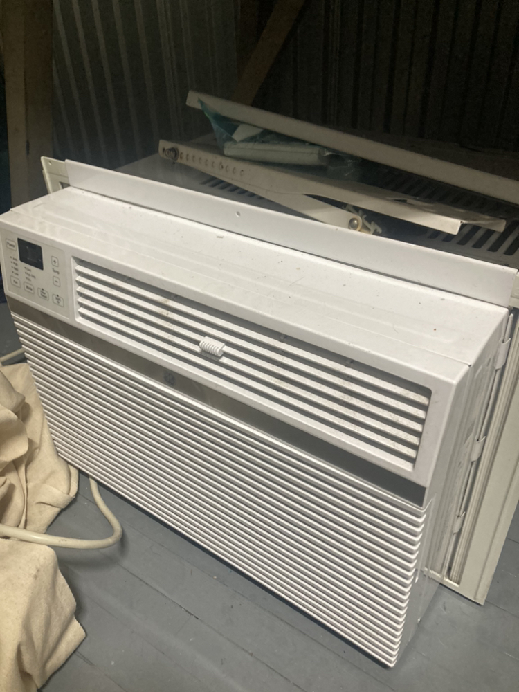 GE 12,000 BTU 115-Volt Smart Window Air Conditioner with Remote - photo 2