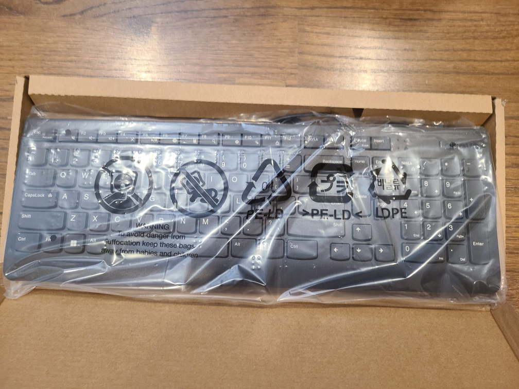 Brand New Lenovo Keyboard and Mouse - photo 2