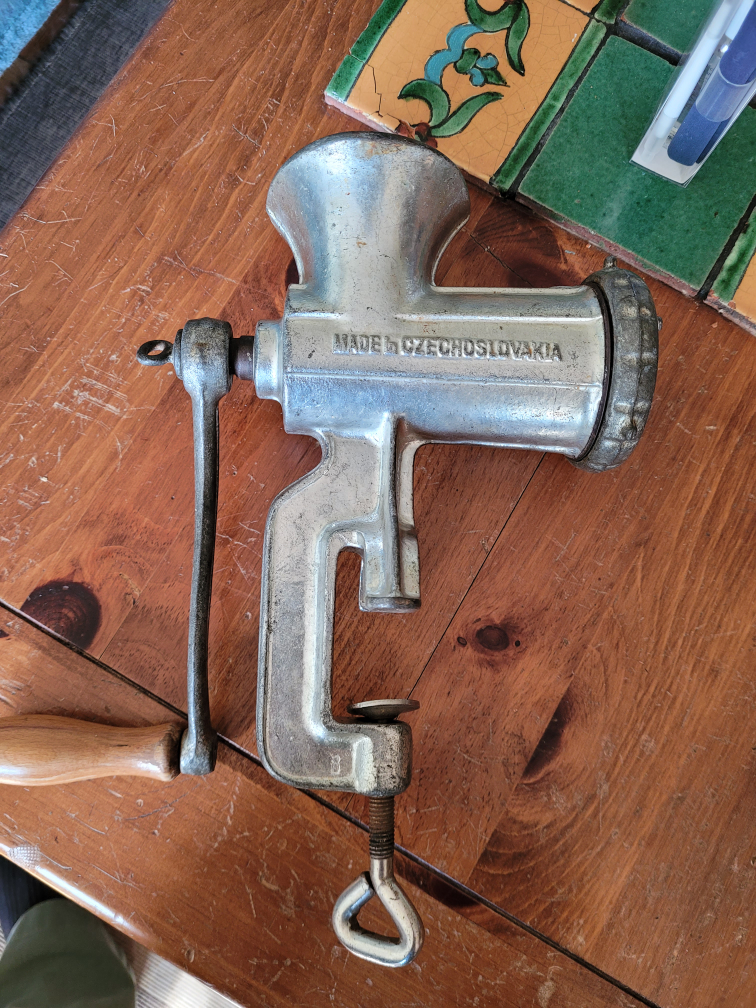 Vintage  Porkert #8 Metal Meat Grinder, made in Czechoslovakia - photo 4