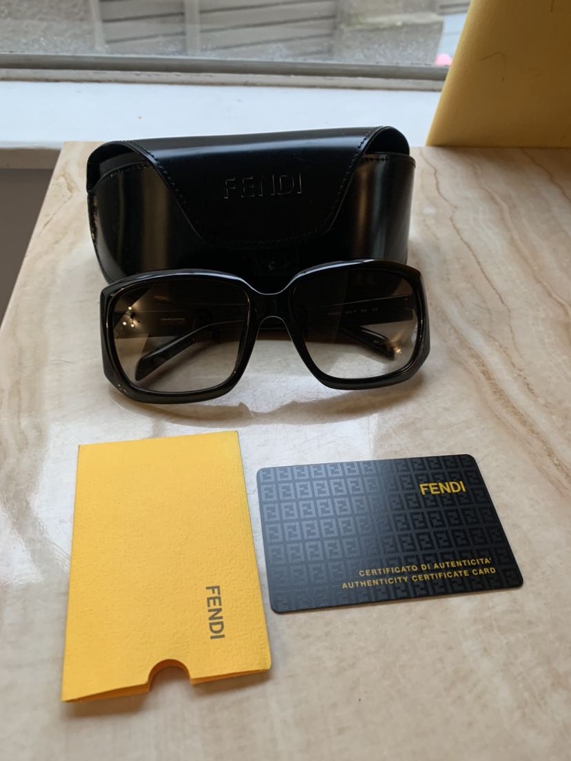 Fendi sunglasses and case with authenticity certificate thumbnail
