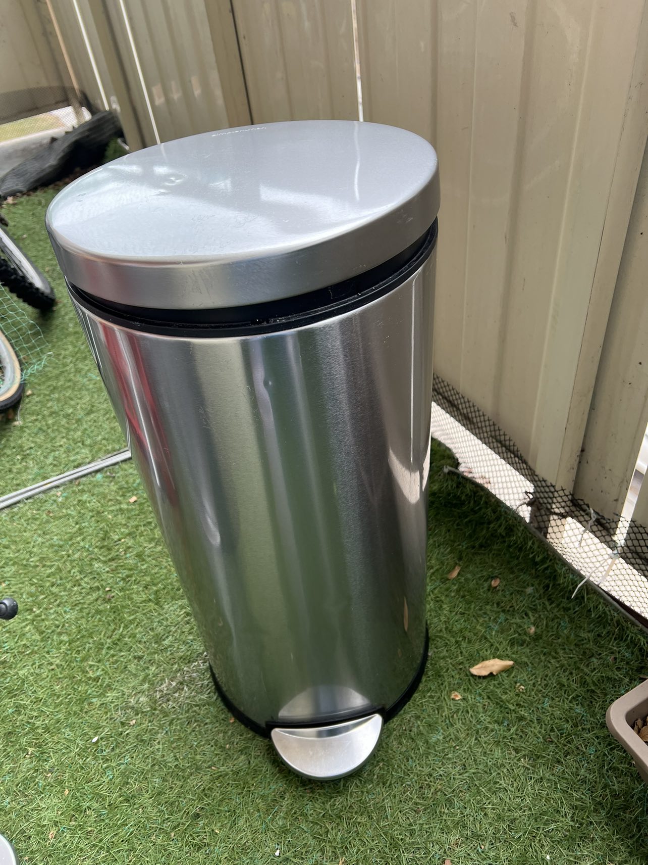 Simplehuman round trash can 30 Lit