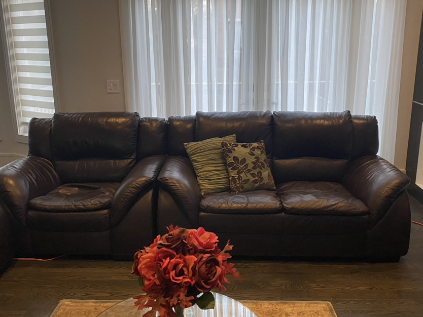 Real leather loveseat - photo 2