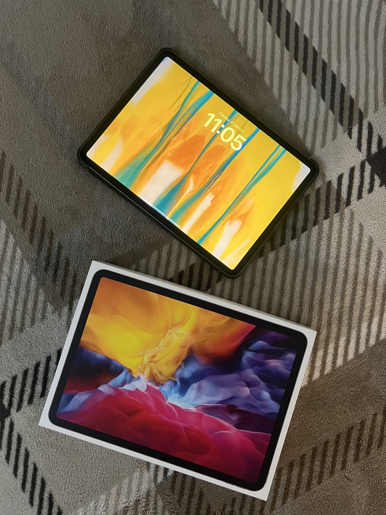 Apple iPad Pro 2nd generation - photo 3