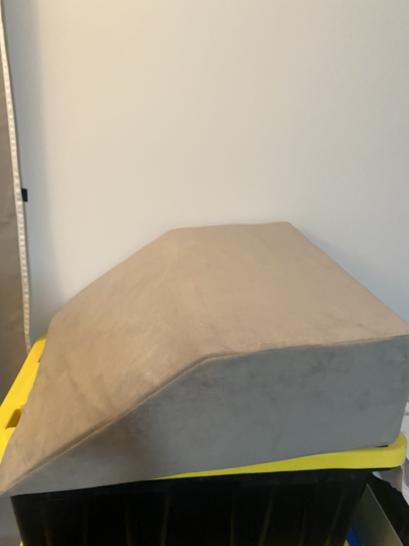 Leg Elevation Pillow with Memory Foam thumbnail