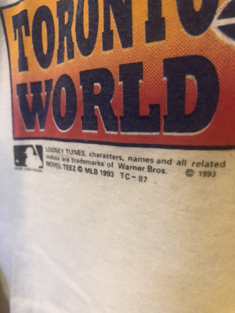 Toronto Blue Jays 1993 World Series ‘Looney Tunes’ T-Shirt - photo 5
