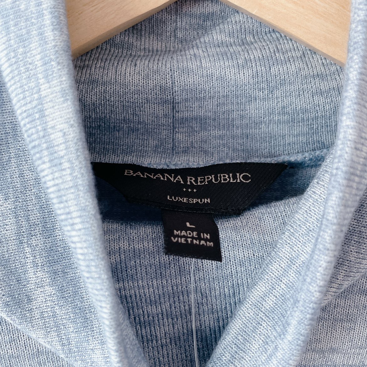 Banana Republic LARGE light blue shirt women’s NEW with tags image indicator(6)