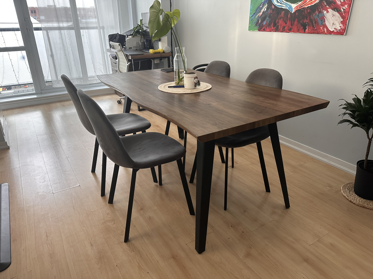 4 structube dining chairs