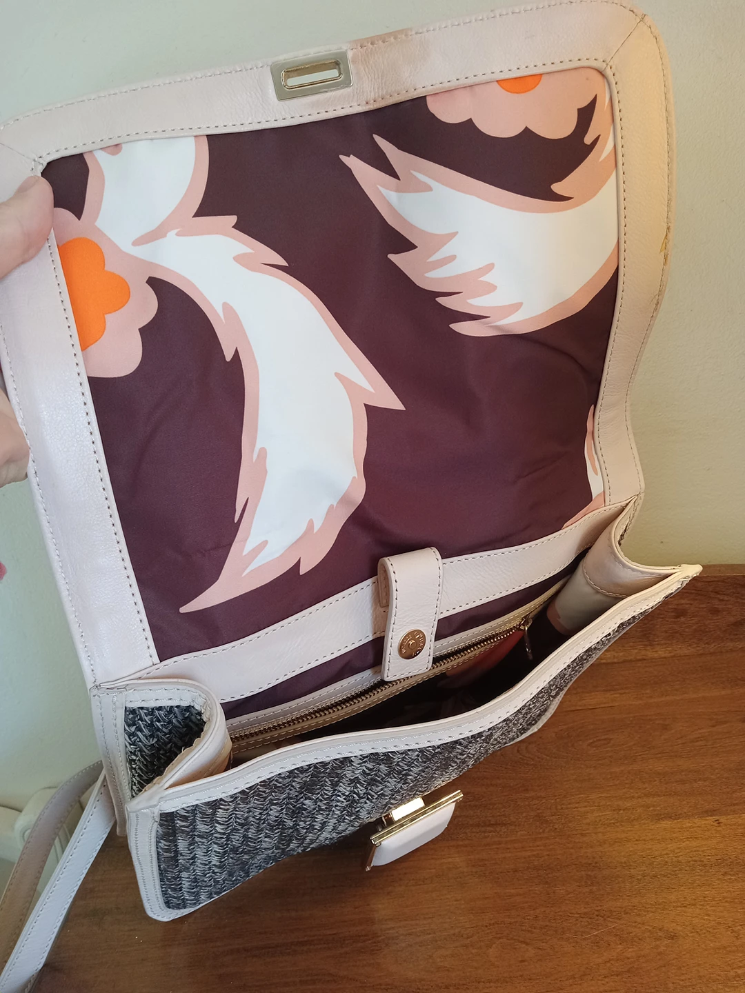 Marc by Marc Jacobs Purse image indicator(2)