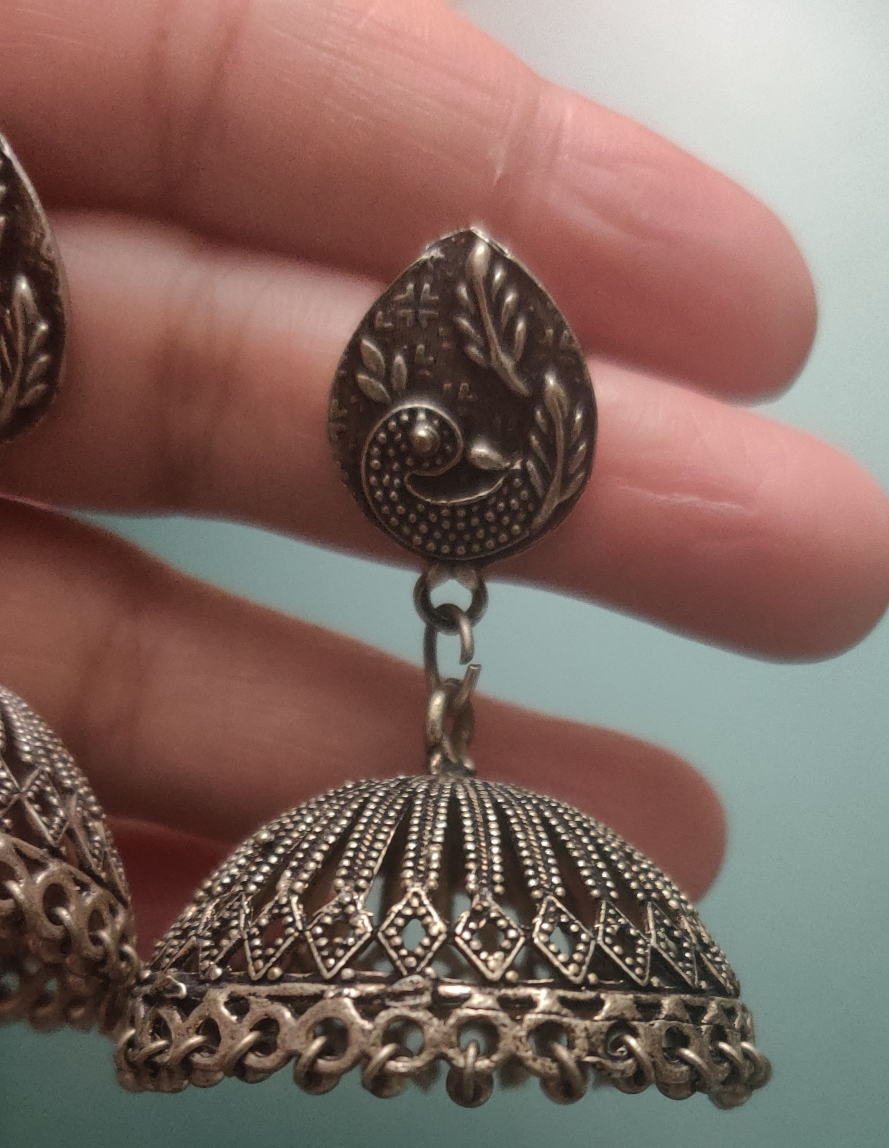 Artificial Earrings image indicator(2)