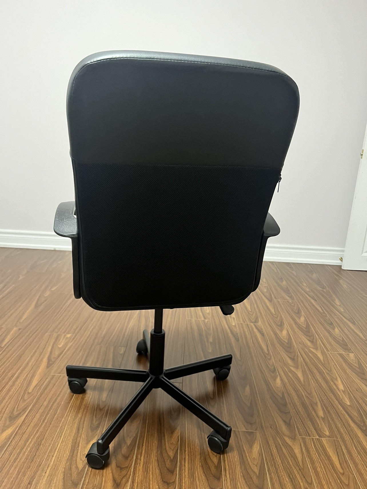 Ikea desk chair (Swivel chair) - photo 4