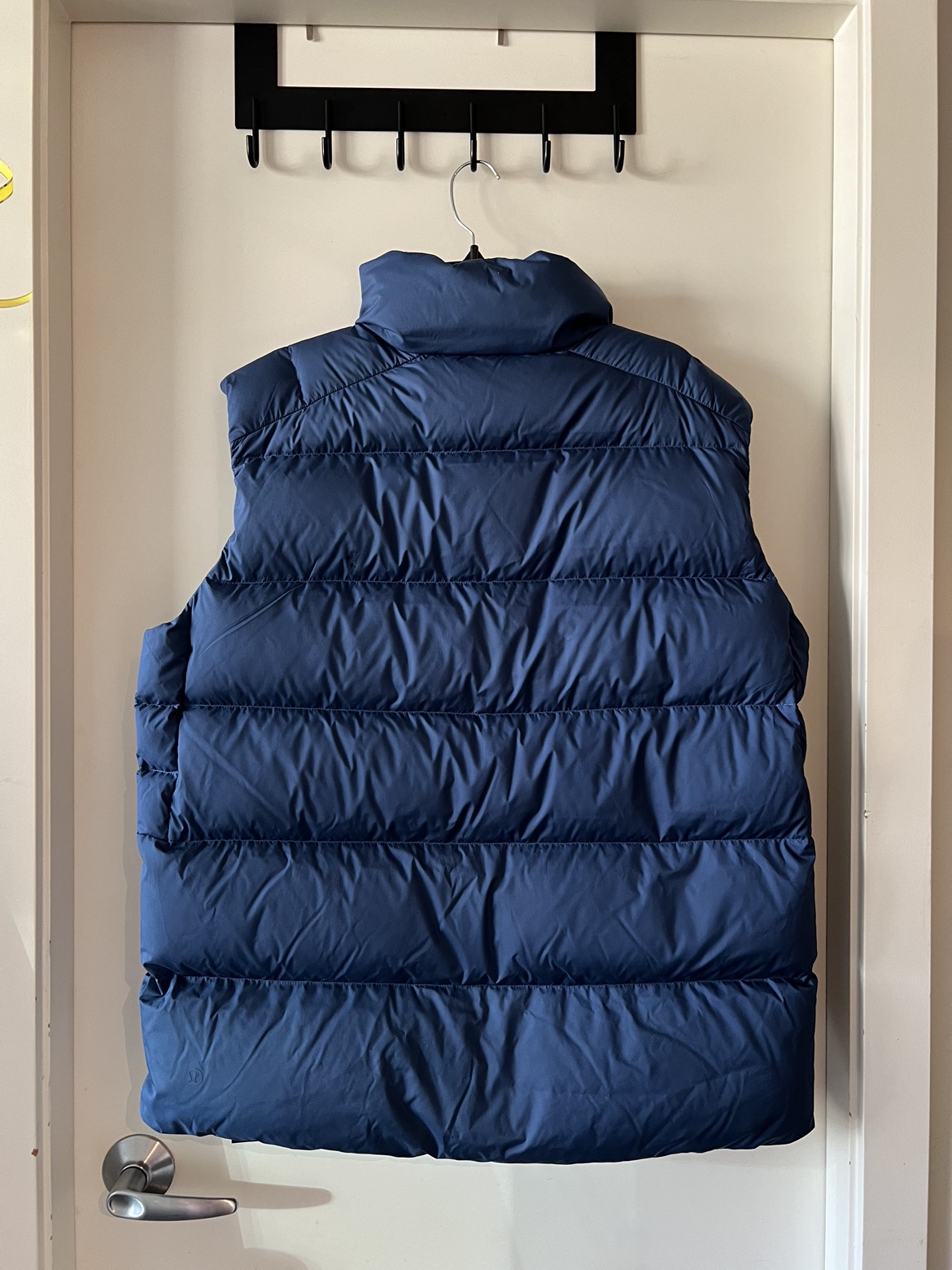 Brand New  Lululemon Puffy Vest - photo 2