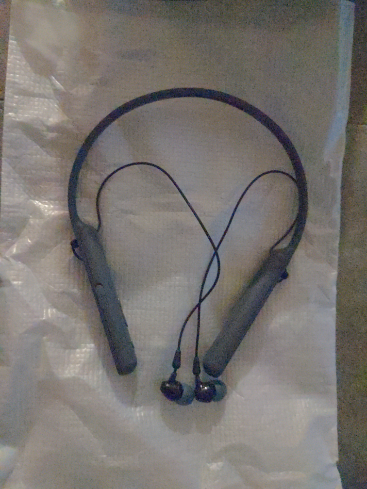Sony Bluetooth headset 🏈🏈 - photo 3