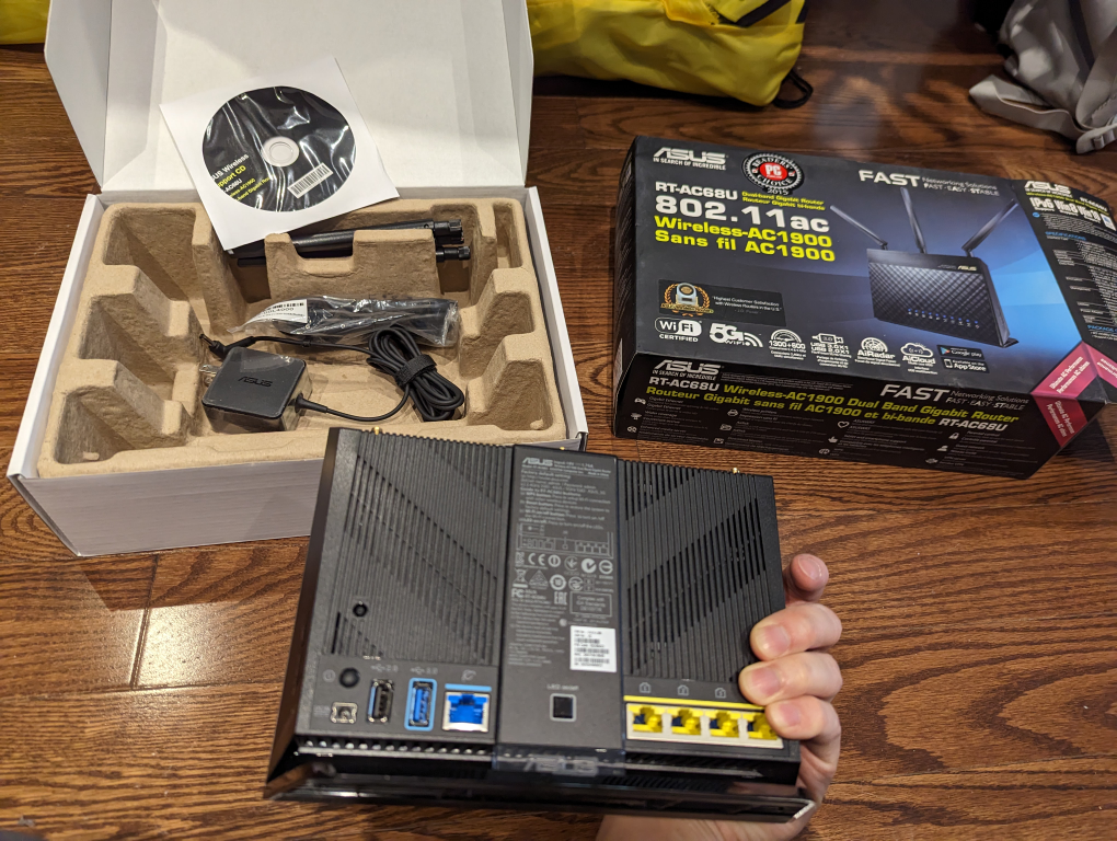 Asus RT-AC68U (AC1900) gigabit router - photo 2