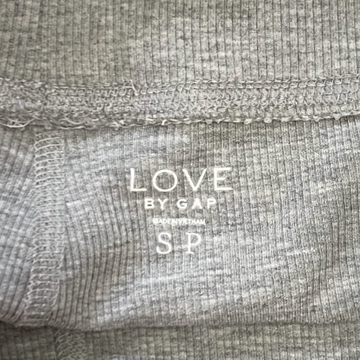 GAP Grey Biker Shorts image indicator(3)