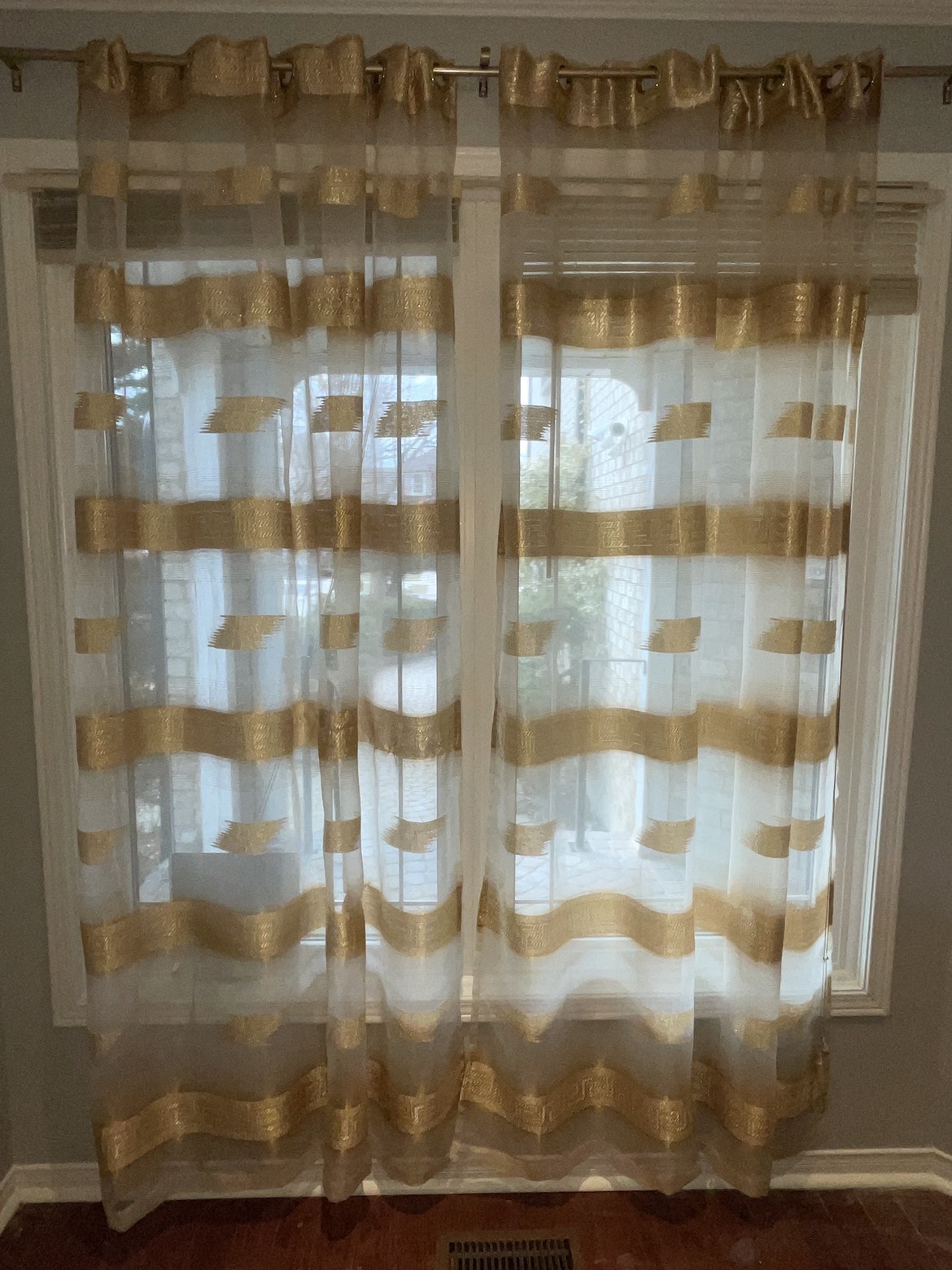 Curtain Valances (2) and bonus sheers - photo 4